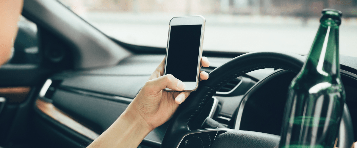 é proibido a todo condutor de veiculo